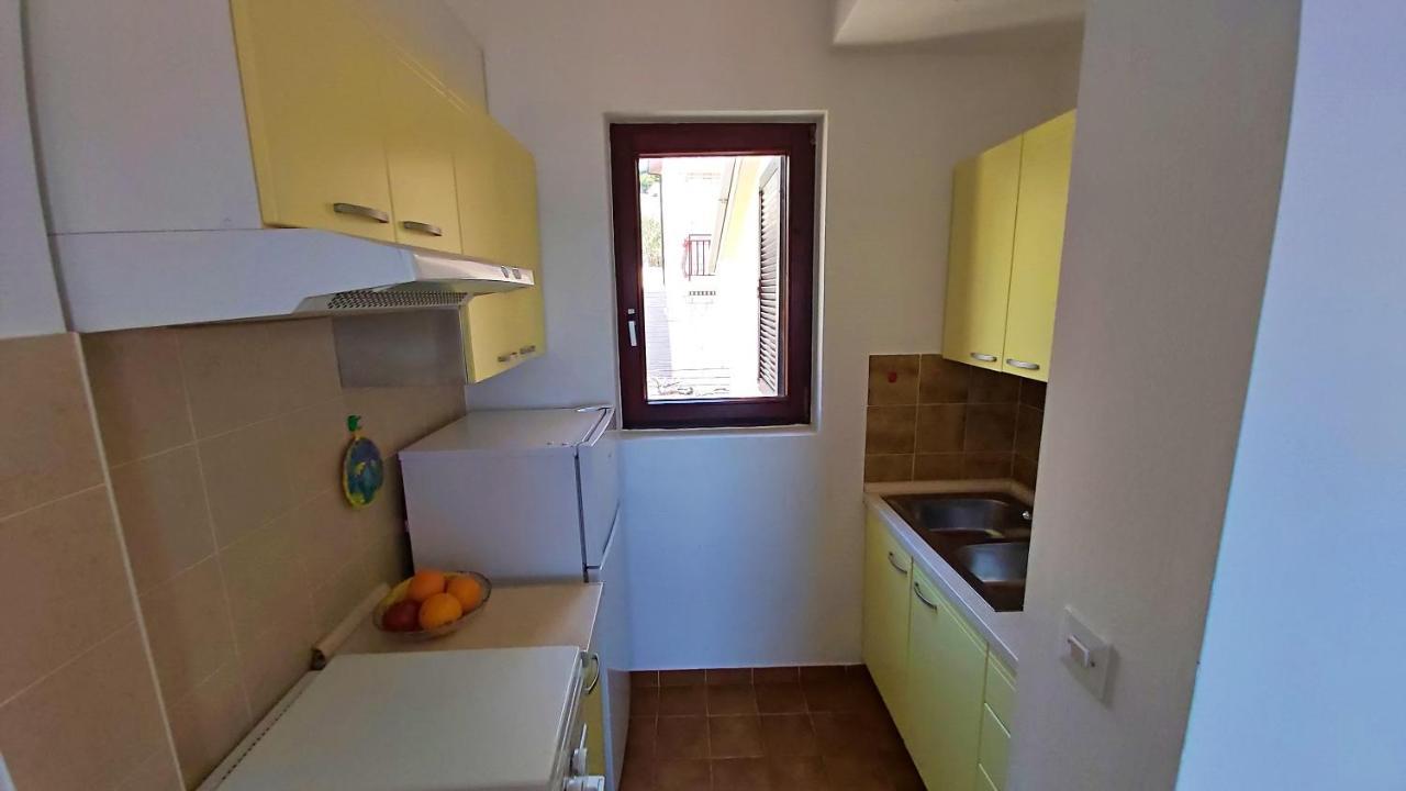 Apartment Roscic Omiš Εξωτερικό φωτογραφία
