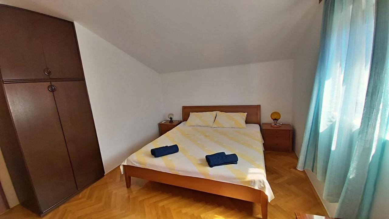 Apartment Roscic Omiš Εξωτερικό φωτογραφία